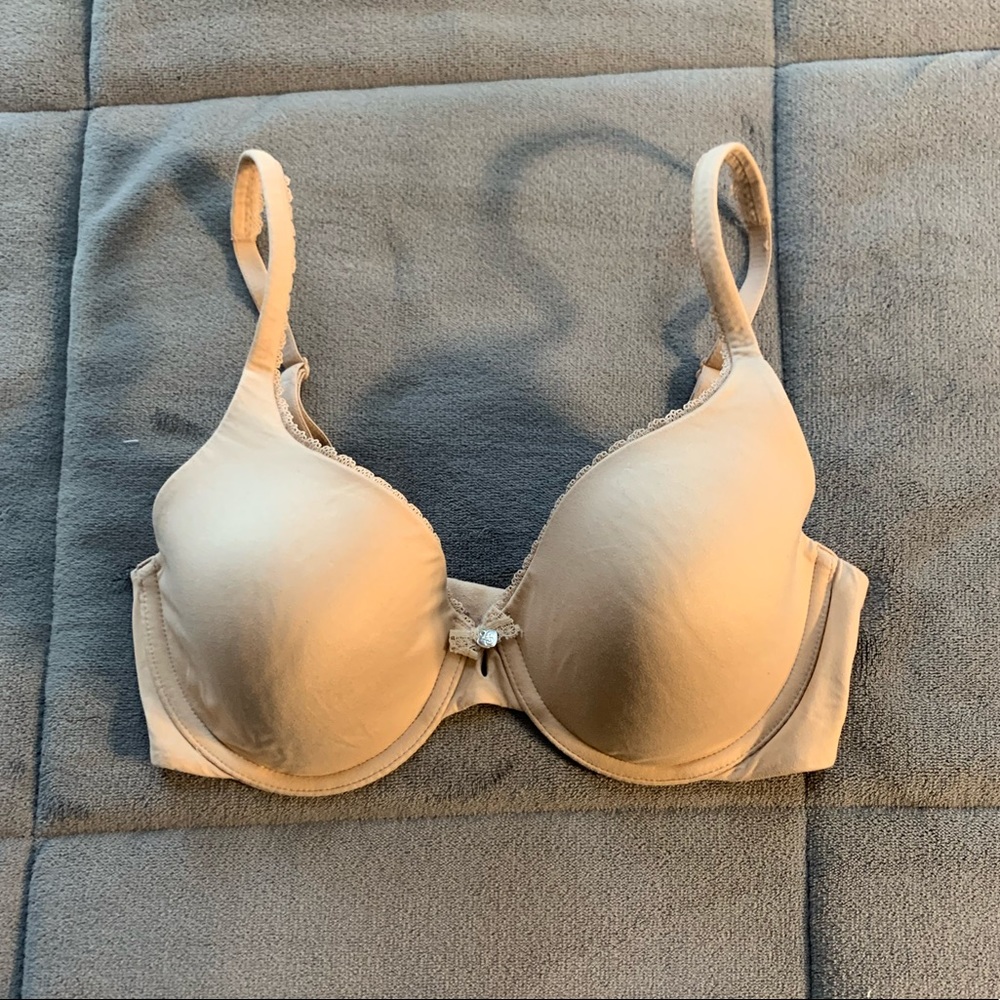 Victoria Secret Nude Bra